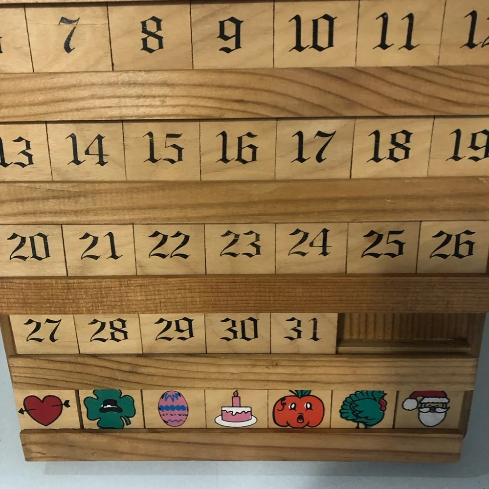 Vintage Wooden Perpetual Calendar Noah's Ark - Picture 4 of 16